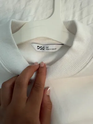 DICK'S Sporting Goods Crewneck Sweatshirt thumbnail 3
