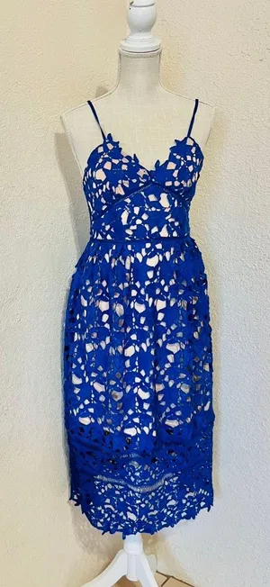 Eyelet Dress Size M thumbnail 7