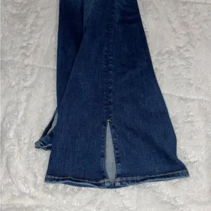 American Eagle Slit Side Flare Jeans sz.00 thumbnail 2
