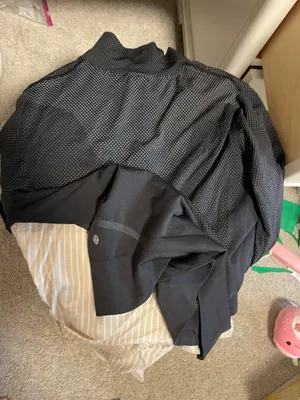 Lululemon pullover  thumbnail 3