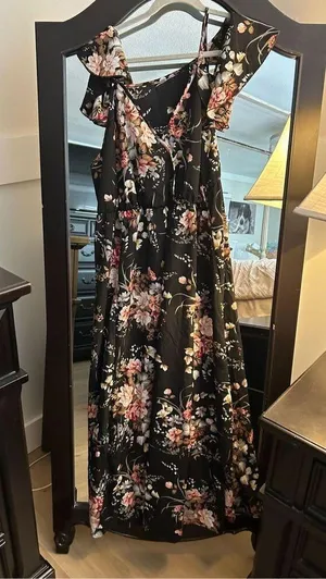 NEW Floral Cold Shoulder Short Sleeve Wrap Hem A Line Midi Dress 2X thumbnail 3