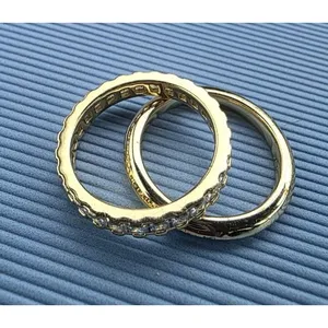 Kendra Scott Ring Set 2 Gold Tone Stacking Rings Size 6 (XS) Metal Clear Stones thumbnail 8