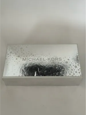 Michael Michael Kors red clutch thumbnail 3