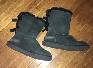 UGG shearling lined boots with bows in the back thumbnail 1