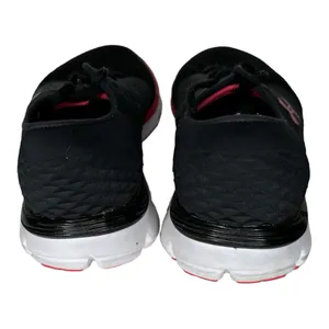 Under Armour‎ Black Athletic Shoes thumbnail 3