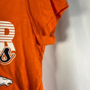 Denver Broncos‎ NFL Womens T Shirt Large Orange Football V Neck Tee thumbnail 5