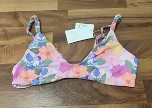 Dippin' Daisy's Bikini Top floral thumbnail 1