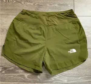 North face shorts thumbnail 1