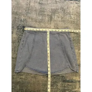 PacSun Light Wash Tulip Hem Back Zip 100% Cotton Denim Mini Skirt Size 27" thumbnail 6