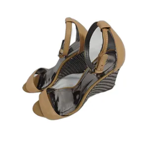 Womens Coach Wedge Sandals Tan Size 9B thumbnail 2