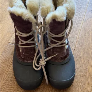 Sorel Tan and Black Fur-Lined‎ Boots women’s 8 thumbnail 7