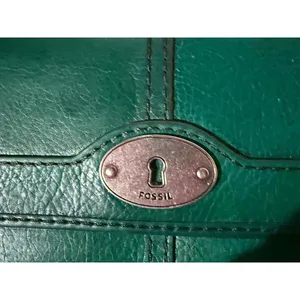 Fossil Green Leather Tri-Fold Wallet thumbnail 4