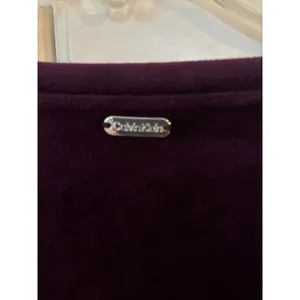 Calvin Klein Womens XL Purple Velour Long Sleeve Crew Neck Top Curved Hem thumbnail 5