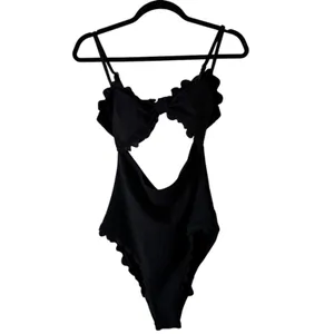 Cupshe Black One Piece Swimsuit Cut Out Ruffle Trim Sexy Swimwear L‎ thumbnail 5