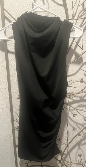 Black scrunch Bodycon dress #lbd thumbnail 1