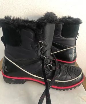 Back And Pink Ankle Boots thumbnail 3