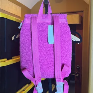 NWT UGG Inara Medium Faux-Sherpa Backpack UGGfluff Fuchsia Pink thumbnail 16