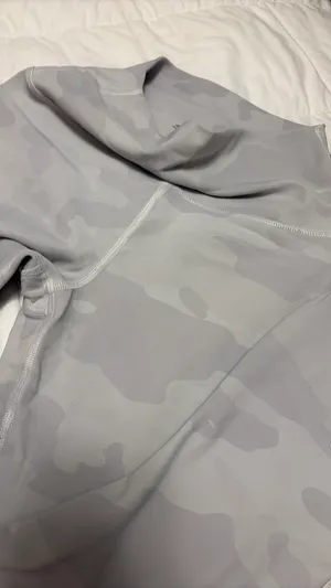 Alo Yoga Leggings thumbnail 4