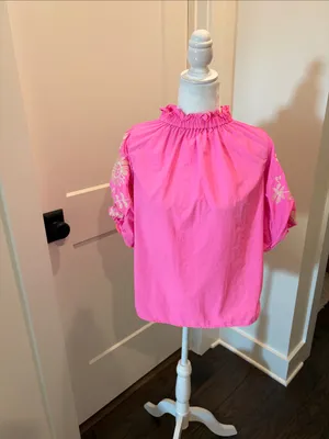 New With Tags THML Embroidered Puff Sleeve Top Sz S thumbnail 3