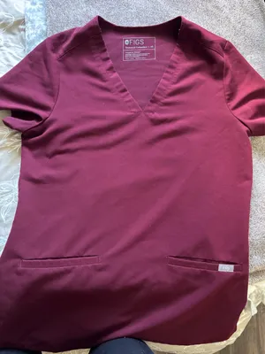 FIGS Scrub Top thumbnail 1