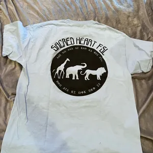 Gildan Graphic White T-Shirt thumbnail 3