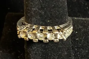 Elegant Silver tone ring size 8 thumbnail 1