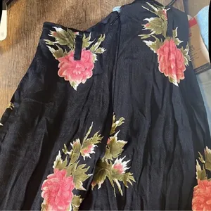 Reformation Two Piece Set Black & Pink Rose Print‎ Button Down & Flare Pants thumbnail 6
