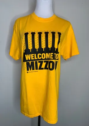 Welcome to Mizzou Gold T Shirt w Columns Graphic Tee Size Medium thumbnail 1