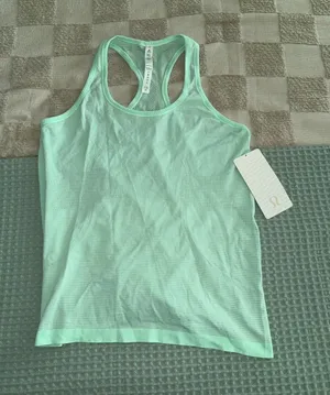 NWT Lululemon Run: Swiftly Racerback‎ size 12 thumbnail 1