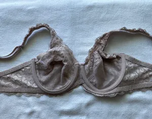 Nude Pink Lacy Bra With Underwire thumbnail 3