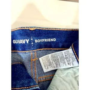 Old Navy Boyfriend Denim Shorts Women Size 2‎ Dark Wash Raw Hem Stretch NWT thumbnail 3