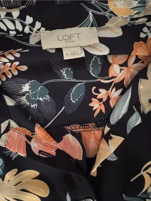 LOFT Black Floral Short-Sleeve Button-Front Blouse thumbnail 2