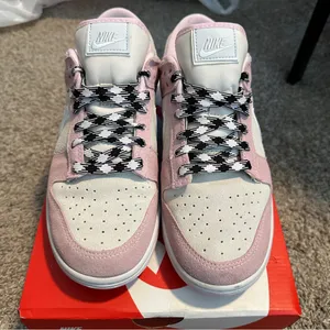Nike‎ Women’s DUNK LOW LX 'PINK FOAM' Size 11 DV3054-600 thumbnail 2