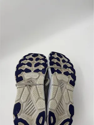 Hoka Clifton 7 $180 Woman’s 9 One One Gray Running Shoes with Yellow Logo thumbnail 6