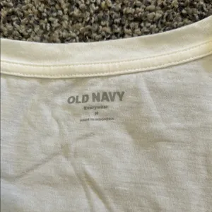 Old Navy White Tank Top thumbnail 3
