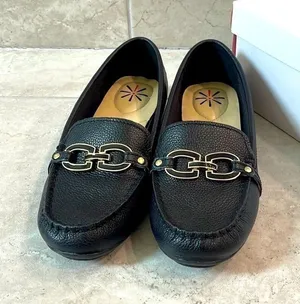 Isaac Mizrahi black leather shoes size 7W. New thumbnail 1