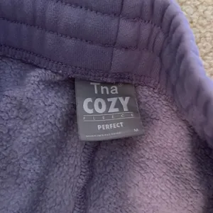 Aritzia TNA sweatpants thumbnail 2