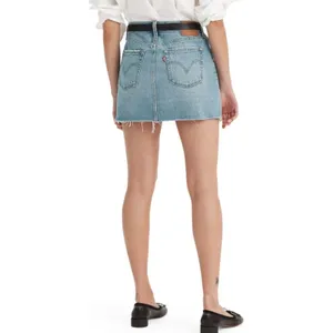 NWT‎ Levi's Icon Denim Mini Skirt High Rise Raw Hem Light Wash Size 28 thumbnail 2