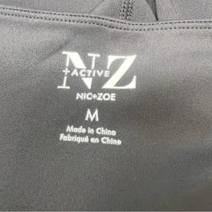 NIC+ZOE Active TLC Flare Leggings M Black Crossover Foldover Waist NWT thumbnail 5