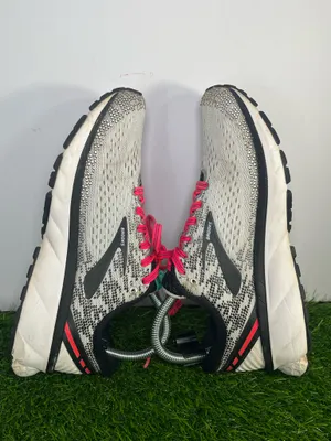 Brooks Ghost 11 Women’s Running Shoes Gray Black Pink Size 7.5 B Medium thumbnail 6