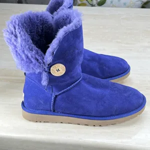 UGG Australia Bailey Button Blue Suede Sheepskin Boots 5803 Womens 8 thumbnail 12