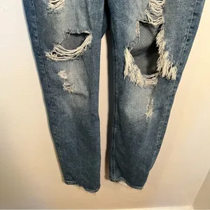 American Eagle Women's Sz 4 Regular Curvy Mom Jean Medium Wash Destroyed Stretch thumbnail 8