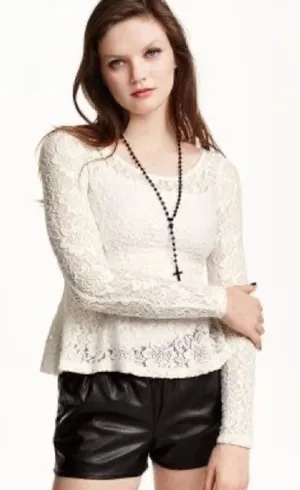 ✨ H&M, Divided White Peplum Top✨ thumbnail 1