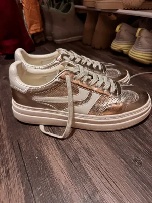 Steve Madden Sneakers thumbnail 4