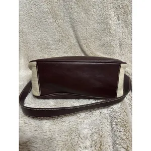 Etienne Aigner Purse~ Beige Linen Blend~Burgundy Trim~Snap Close Gold Hardware thumbnail 6