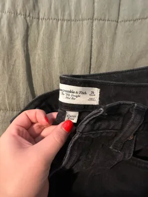 Abercrombie 90s Straight Mid-Rise Curve Love thumbnail 3