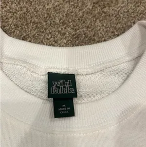 Wild Fable Amalfi white oversized crewneck thumbnail 3