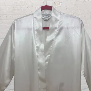 Morgan Taylor Ivory Satin Bridal Robe Size S Maxi Embroidered Sleeves Boudoir thumbnail 4