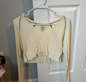 Urban Outfitters Top thumbnail 1