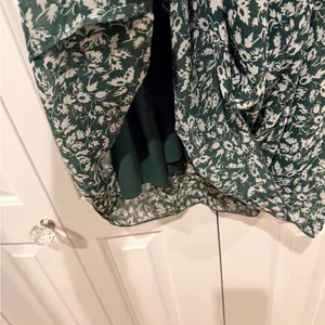 Madewell Green Floral Midi Dress | Size XS |‎ Long Sleeve thumbnail 8